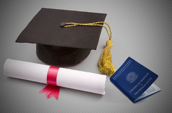 Escolaridade alta garante ocupação, mas não melhor emprego