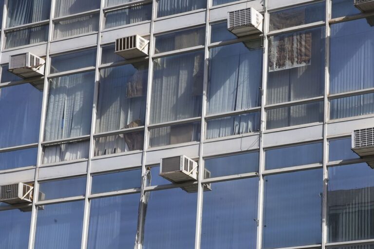 Divisão do MTE provoca confusão administrativa