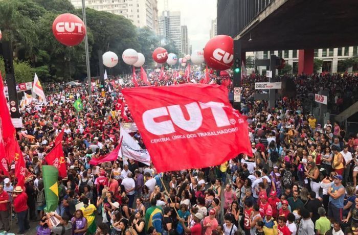 Centrais protestam contra o fechamento do MTE