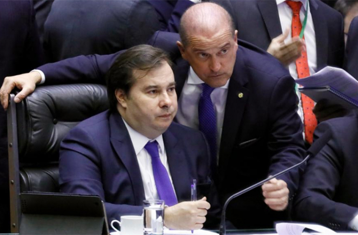 Câmara dos Deputados aprova o fim da aposentadoria em primeiro turno