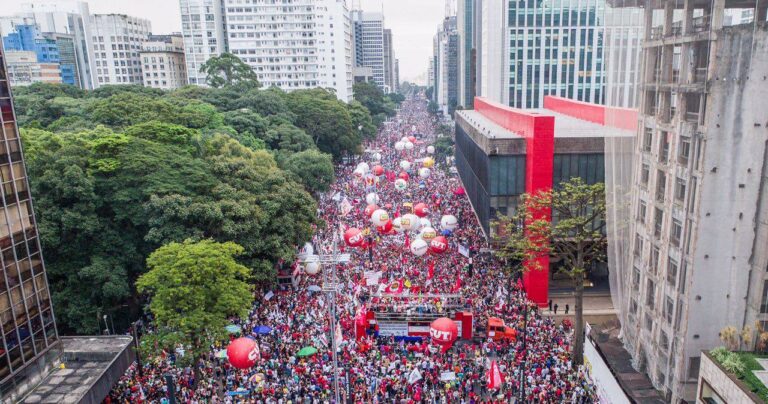 Opinião: ‘Os idiotas’ estavam na rua por educação e contra reforma da Previdência