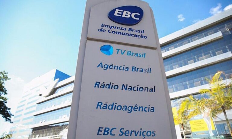 Fachada da EBC