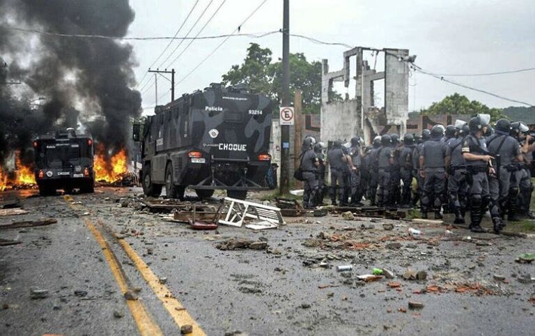 Polícia volta a usar violência em reintegração na zona leste de SP