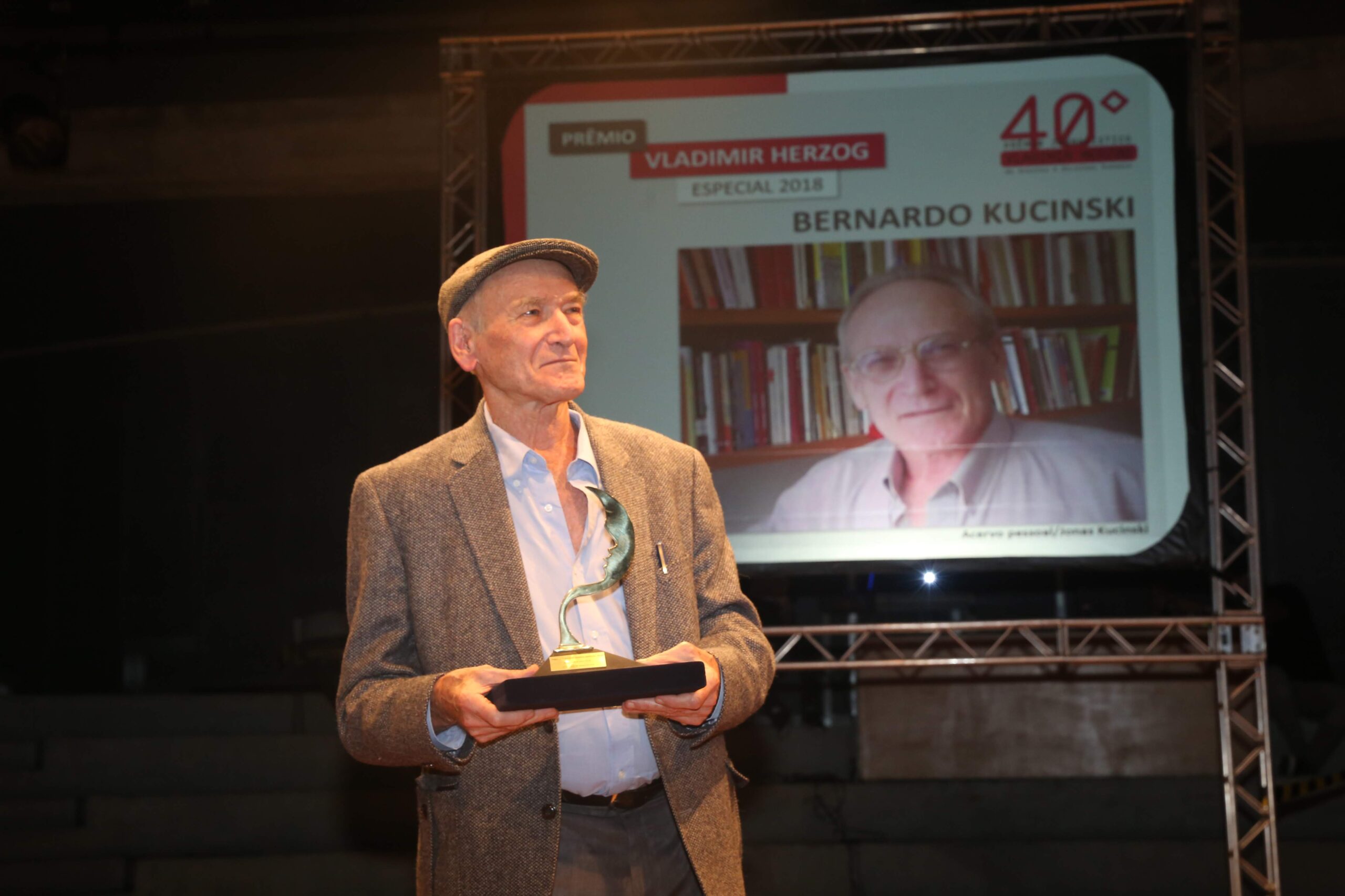 Bernardo Kucinski recebe Prêmio Especial