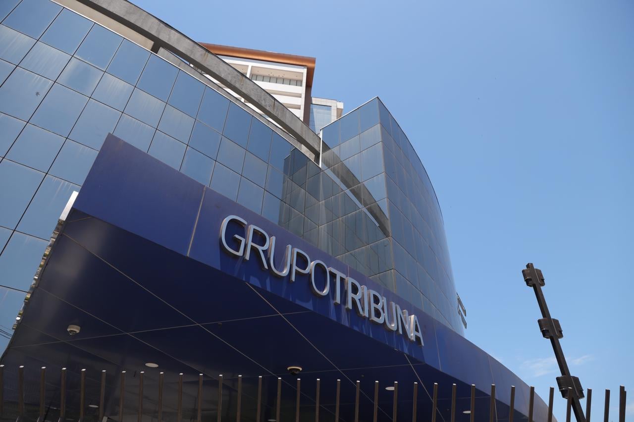 Implantação de escala 1×1 no impresso de A Tribuna na calada do final de ano