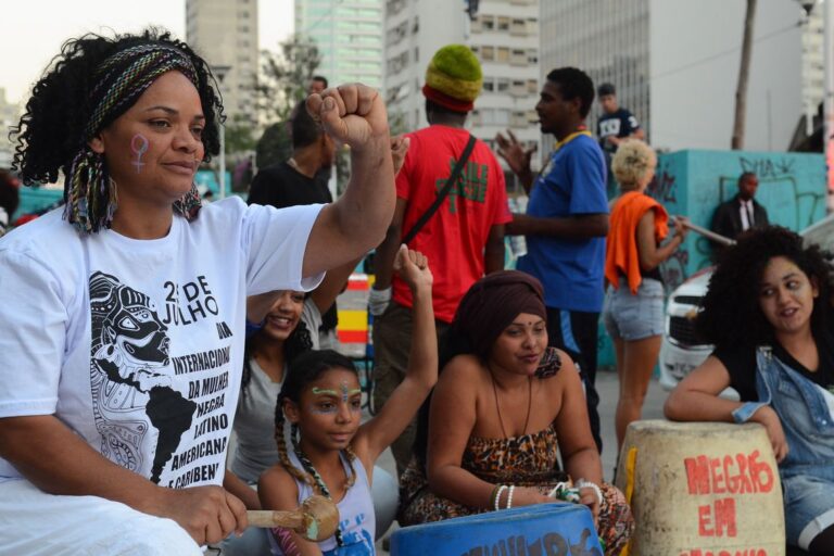 Ato em São Paulo condena violência e celebra resistência das mulheres negras