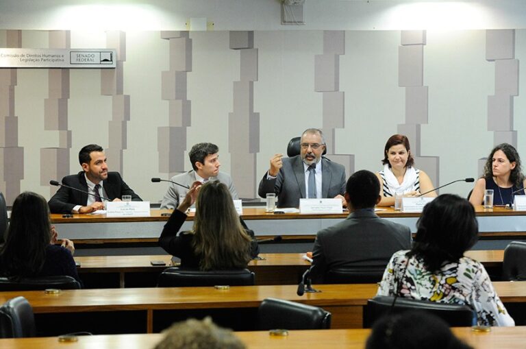 Invalidação dos direitos é tendência de mercado, dizem debatedores