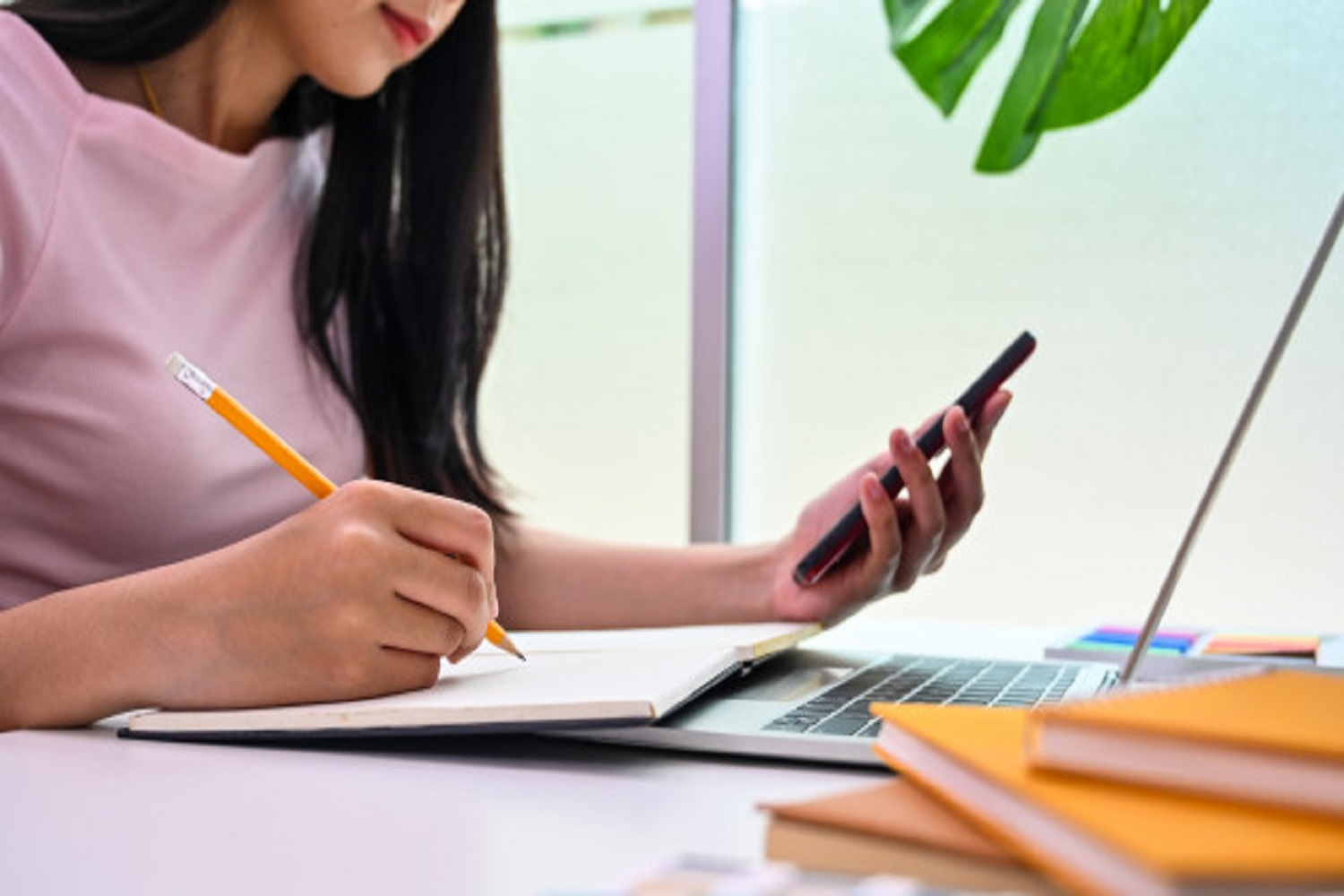 Em defesa dos jornalistas assessores de imprensa!