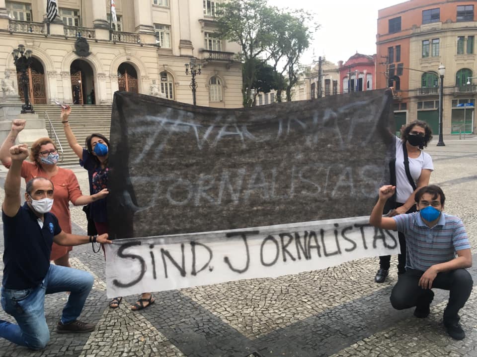 Pela vacinação da categoria, Sindicato mobiliza-se em diversas partes do estado