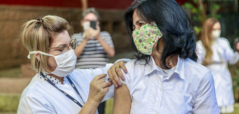 Sindicato pede prioridade na vacinação de influenza à categoria