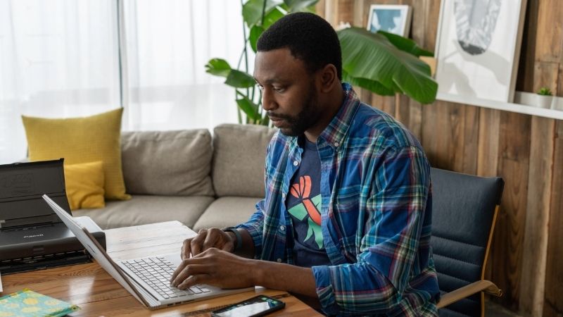 Expressão ‘racismo estrutural’ ainda é utilizada de forma inadequada na imprensa