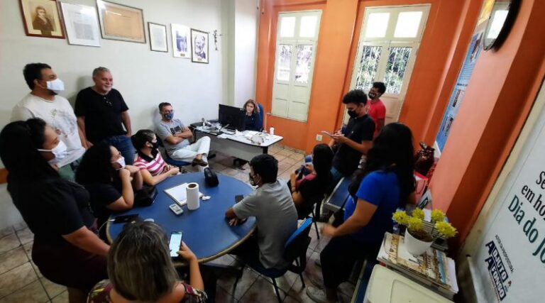 Após instauração de inquérito do MPT, jornalistas decidem encerrar greve em A Crítica