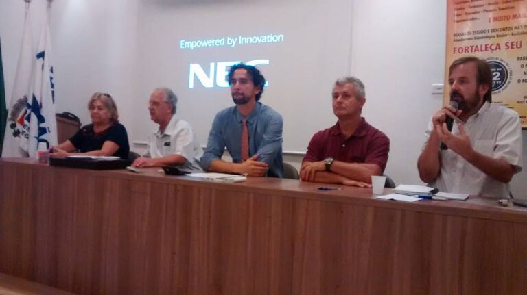 Em assembleia conjunta, jornalistas, gráficos e administrativos da Tribuna reafirmam rejeição à redução de salário