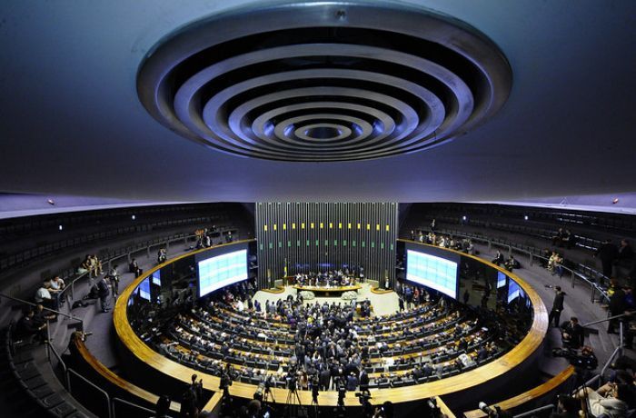 Senadores que votarão reforma de Bolsonaro devem R$ 26 milhões à Previdência