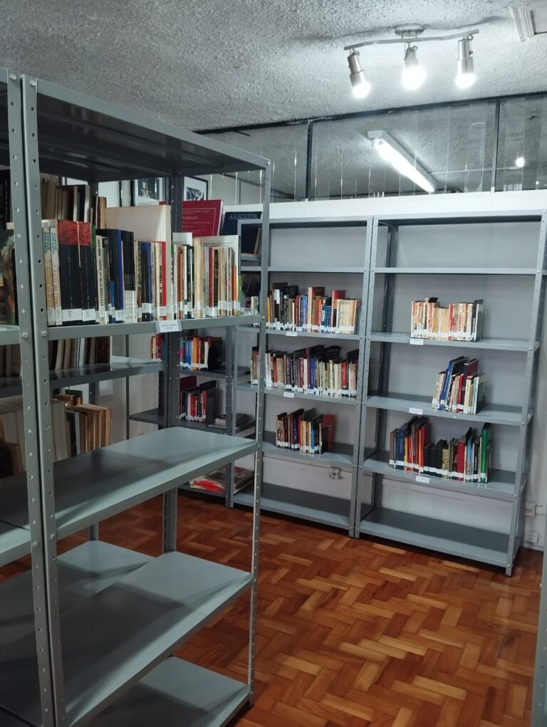 Bônus arrecada recursos para a biblioteca do Sindicato