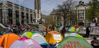 DOSSIÊ GENOCÍDIO EM GAZA – Edição de 1º de Maio Acampamento estudantil ocupa uma praça no campus do City College de Nova York (David Dee Delgado/Reuters)