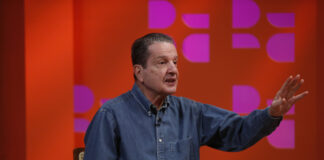 Total solidariedade com Juca Kfouri! O Sindicato dos Jornalistas Profissionais do Estado de São Paulo (SJSP) e a Federação Nacional dos Jornalistas (Fenaj) solidarizam-se com o colega Juca Kfouri frente aos ataques que tem sofrido desde a publicação do artigo “Hipocrisia e emoções olímpicas”, no dia 24 de julho, em sua coluna na Folha de S. Paulo.