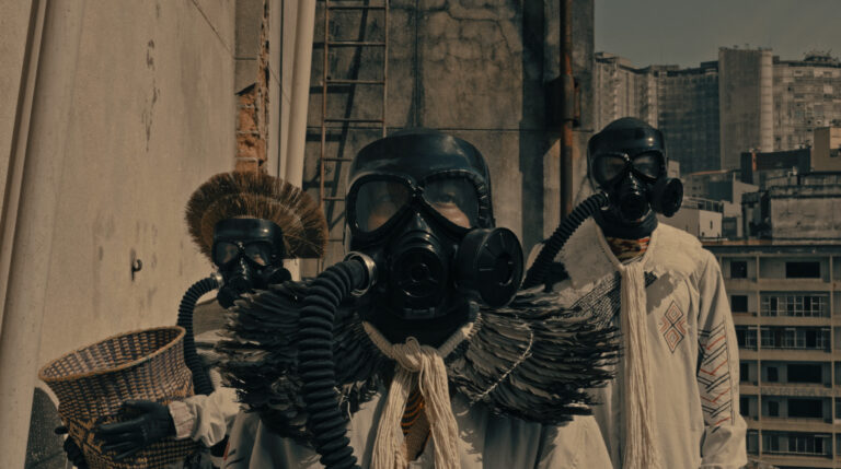 Capa do filme Javyiu, Bom dia