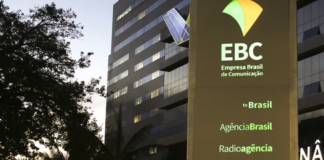 Com Jornalistas em greve, veículos da EBC fazem cobertura insuficiente das Eleições Municipais Fachada EBC