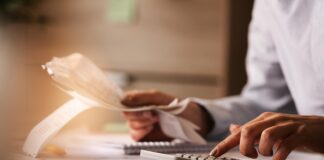 Assembleia orçamentária debate finanças do sindicato e fixa teto de mensalidades para 2025 Assembleia orçamentária debate finanças do sindicato e fixa teto de mensalidades para 2025