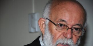 Moura Reis (1939-2025), exemplo de paixão pelo jornalismo e pelo cinema Thaina Gomes/Mackenzie/Facebook