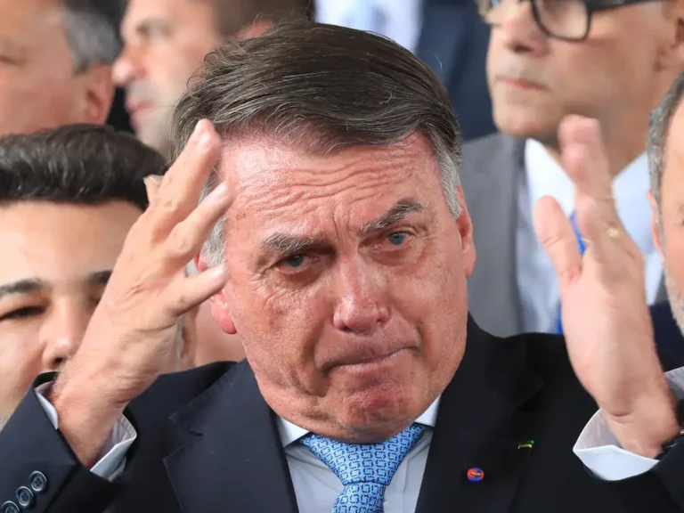 Brasília (DF), 26/03/2025 - Ex-presidente Jair Bolsonaro durante declaração a imprensa após virar Réu no STF. Foto: Lula Marques/Agência Brasil