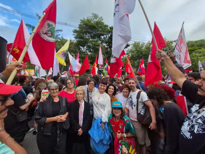 Dirigentes do Sindicato dos Jornalistas presentes à manifestação de 5 de janeiro