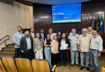 Grupo Folha e ditadura militar: em audiência, jornalistas relembram papel ativo da empresa na repressão e lutam por reparação e Justiça Jornalistas e representantes do SJSP durante sessão de escuta ativa, no processo de apuração sobre a participação do Grupo Folha na repressão da ditadura militar brasileira.