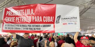 Regional ABC do Sindicato dos Jornalistas participa de ato em Mauá e pede que Lula envie petróleo para Cuba Foto: Rodrigo Pinto