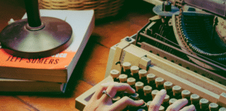 Na próxima quarta-feira, 18 de março acontece Sarau e Exposição de livros, no auditório Vladimir Herzog DECORATIVA