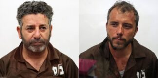 Após atacar Global Sumud Flotilha em águas internacionais, Israel sequestra e tortura Thiago Ávila e Saif Abukeshek; tribunal israelense decide manter ambos em prisão preventiva até 5 de maio Saif Abukeshek e Thiago Ávila na audiência judicial em Ascalom (Israel): sinais de agressão visíveis no rosto do comunicador brasileiro (foto: reprodução/Esquerda Diário)