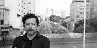 Assédio judicial é uma das principais formas de atacar e intimidar jornalistas, adverte MPF Escritor e cineasta João Paulo Cuenca, alvo de assédio judicial por parte da Igreja Universal (foto: Sempre Um Papo/Reprodução)